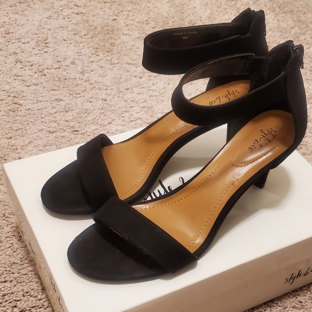 Style & Co. Paycee Open Toe Casual Ankle Strap Sandals, Black, Size 9